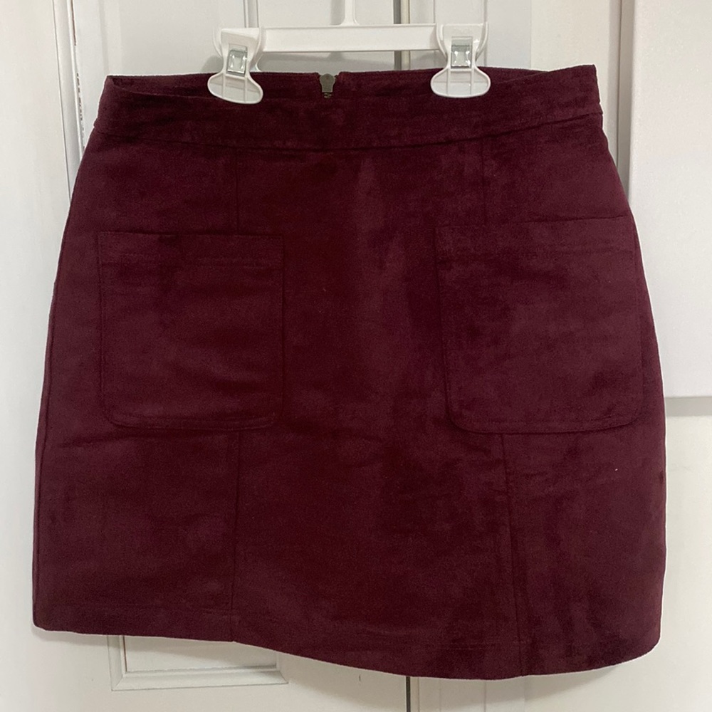 Old navy suede maroon skirt